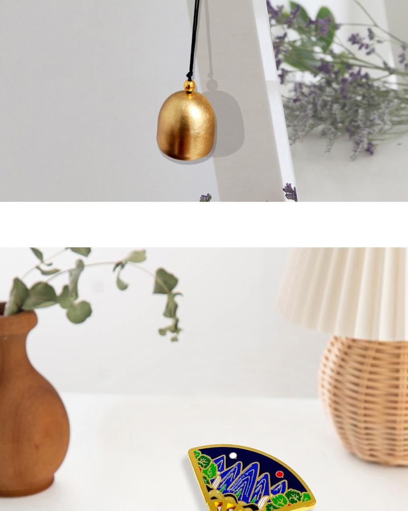 Alternative view of Korea Irworobongdo Fan-Shaped Doorbell