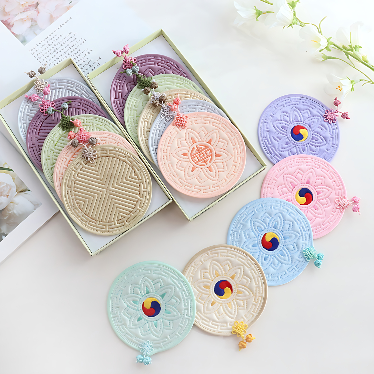 Luxury Silk Round Coaster Set