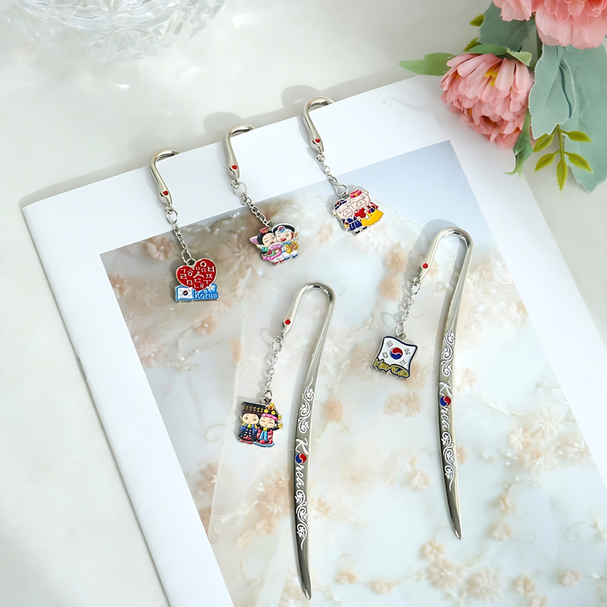 Traditional Hairpin Bookmark 09~16 - Bookmarks - View 1