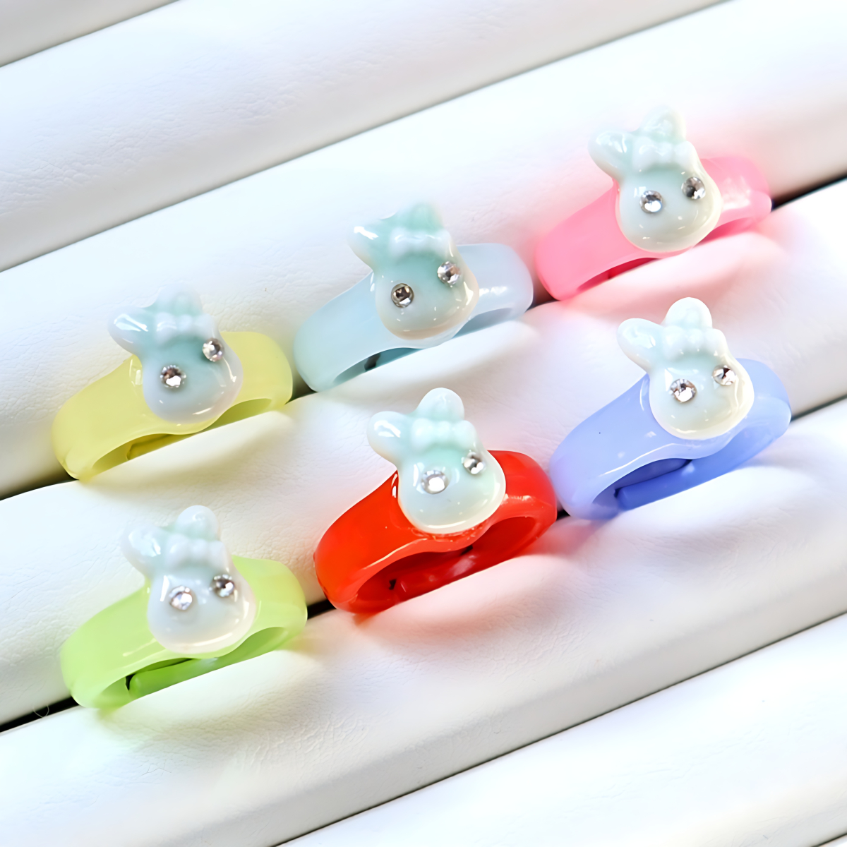 Children's Paorcelain Celadon Rabbit Ring (Adjustable Thickness) - Random Delivery - Fashion Accessories