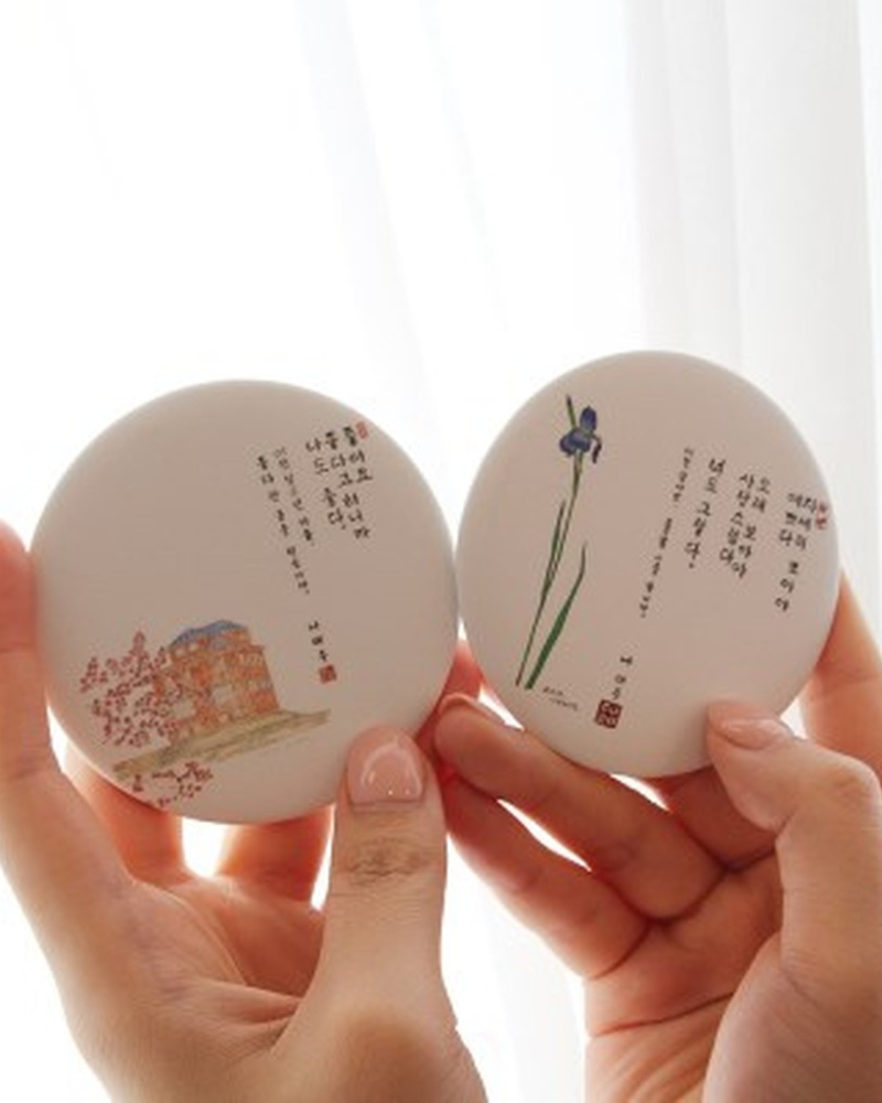 Korean Poetry Hand Mirror Set – Na Tae-joo ‘Wildflower’ Collection - Fashion Accessories