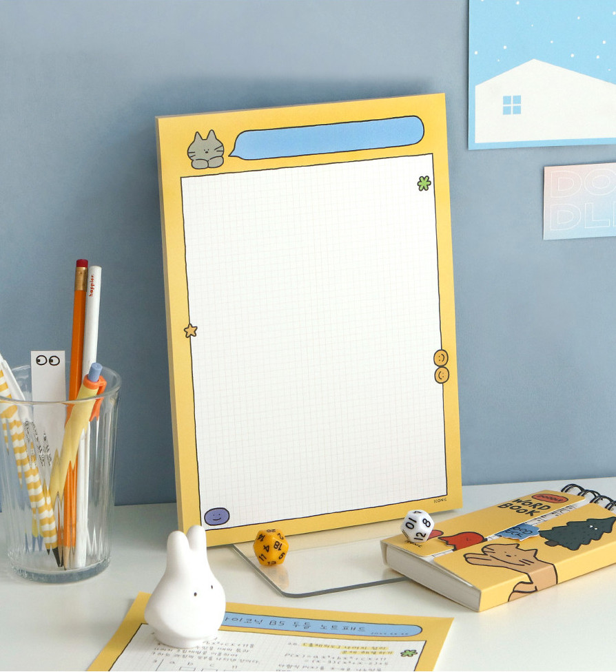 "meta_description": "ICONIC B5 Notepad with 4 mm grid for perfect note-taking in 2025.",