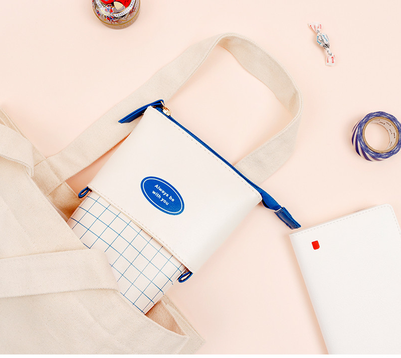 Alternative view of BOOKFRIENDS Standing Pencil Case