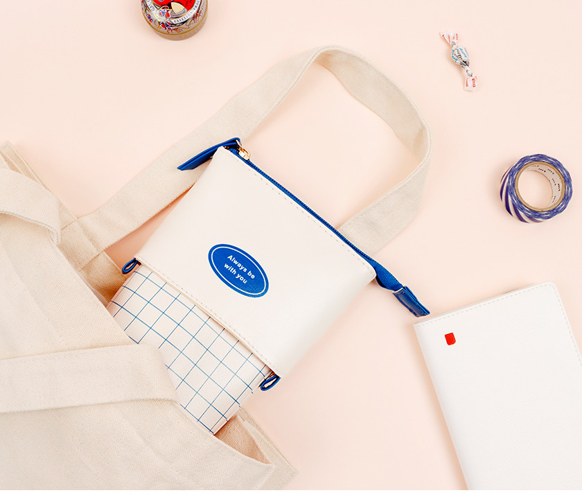 Alternative view of BOOKFRIENDS Standing Pencil Case