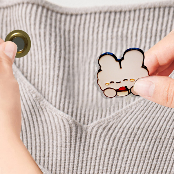 STUDIO WHATZ Latte Time Bunny Character Magnetic Badge - Badge