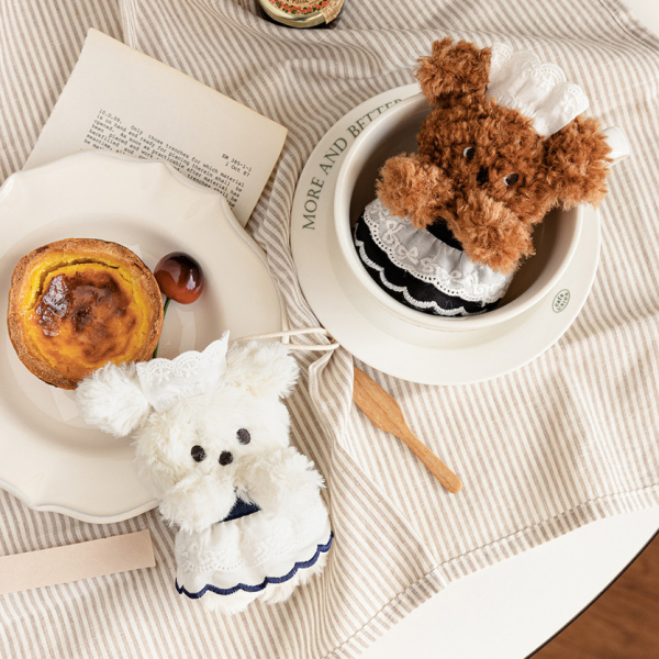 LIVEWORK Koi Maid Keyring - Office Supplies