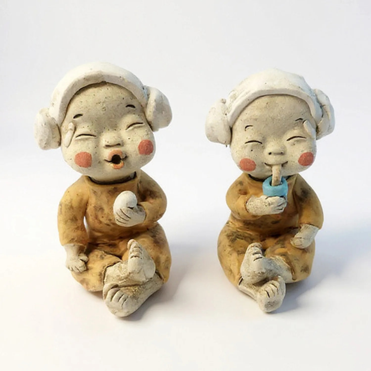 Alternative view of Korean Traditional Ceramic Figurine Set Jjimjilbang Korean Sauna Couple