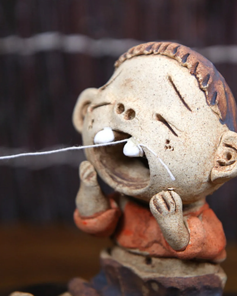 Alternative view of Korean Tooth Fairy Day Figurine