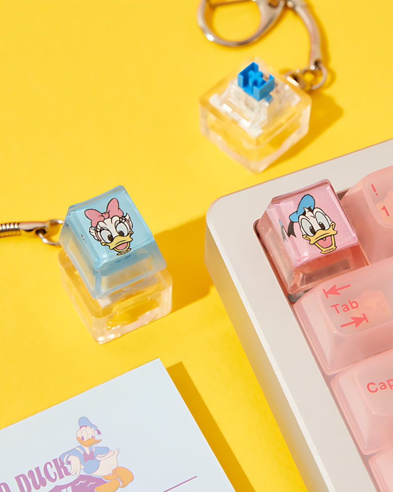 ARTIST COLLABORATION Disney Couple Keycap Keyring Set