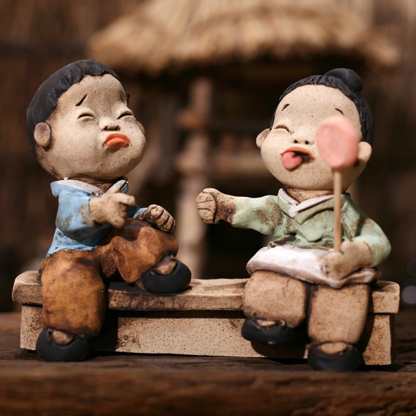 K-Heritage Korea Rock-Paper-Scissors Pottery Doll