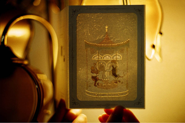 DEAR MOMENT Card Merrygoround