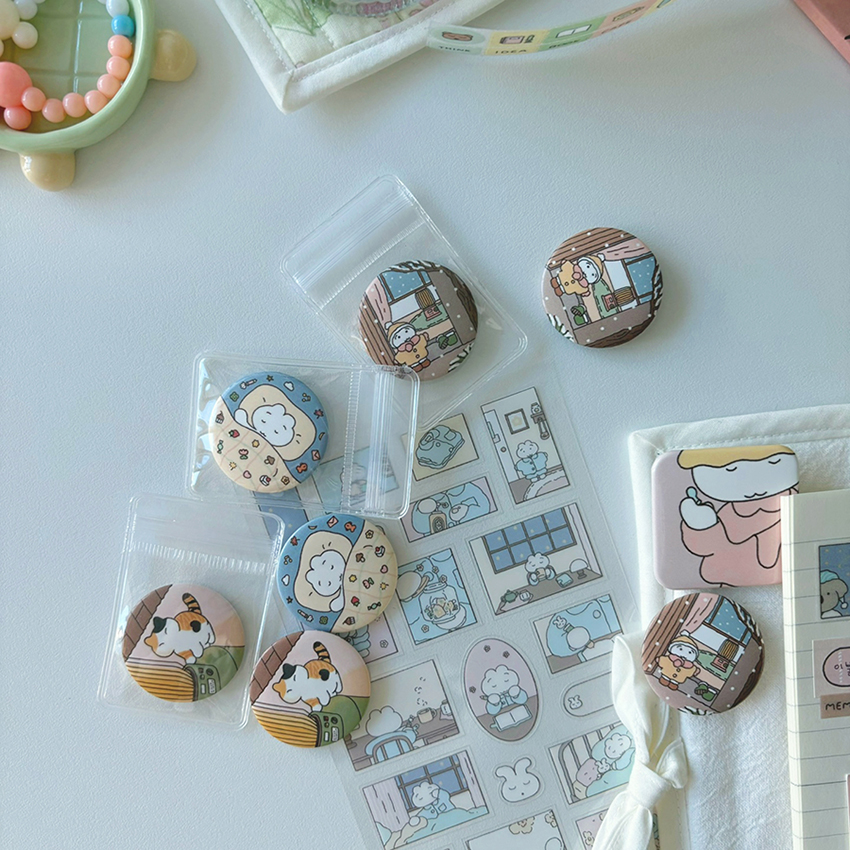 Alternative view of CATBBANG Pin Button – Stove, Dreamland, Snowy Day