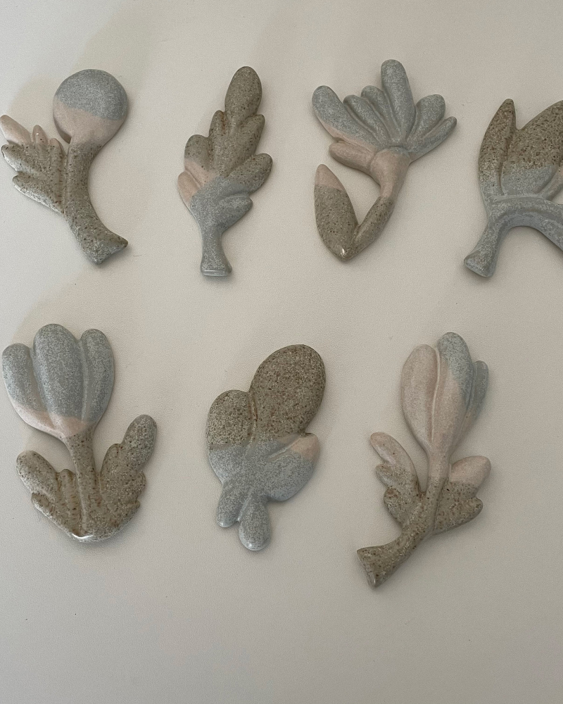 Cutlery holder color