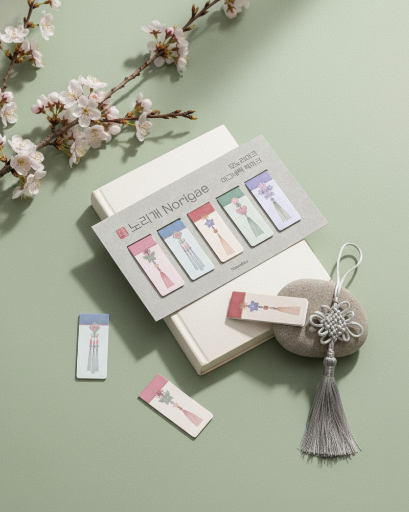 Norigae Magnetic Bookmark