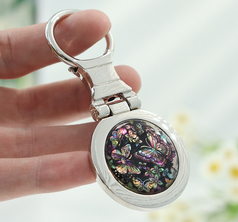 Alternative view of Mother-of-pearl Keychain Round-N