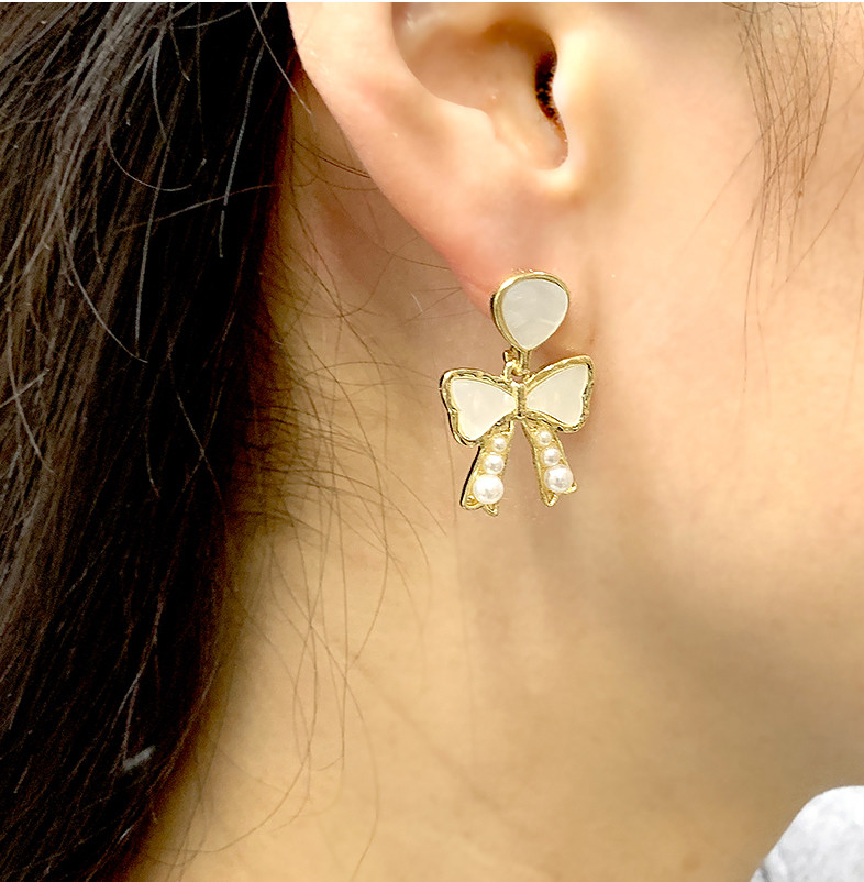 Alternative view of Mother-of-Pearl & Pearl Ribbon Earrings