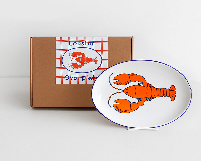 Alternative view of 1537 - Large Oval Plate Lobster