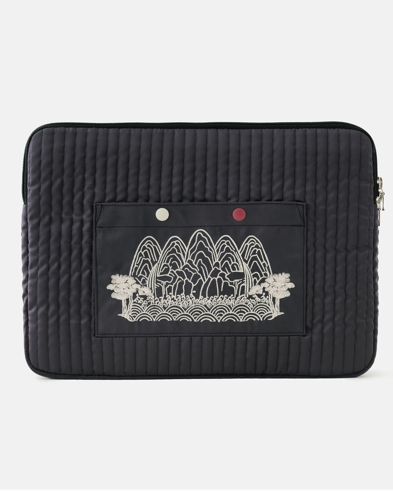 K-Heritage Irwolobongdo Quilted Laptop Pouch - Black Satin