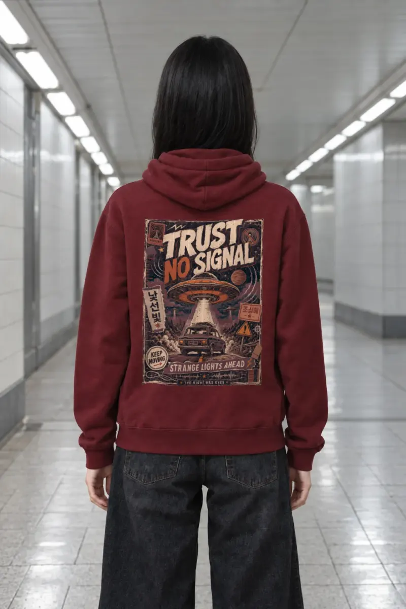 "Trust no signal" Heavy Blend Unisex Pullover Hoodie