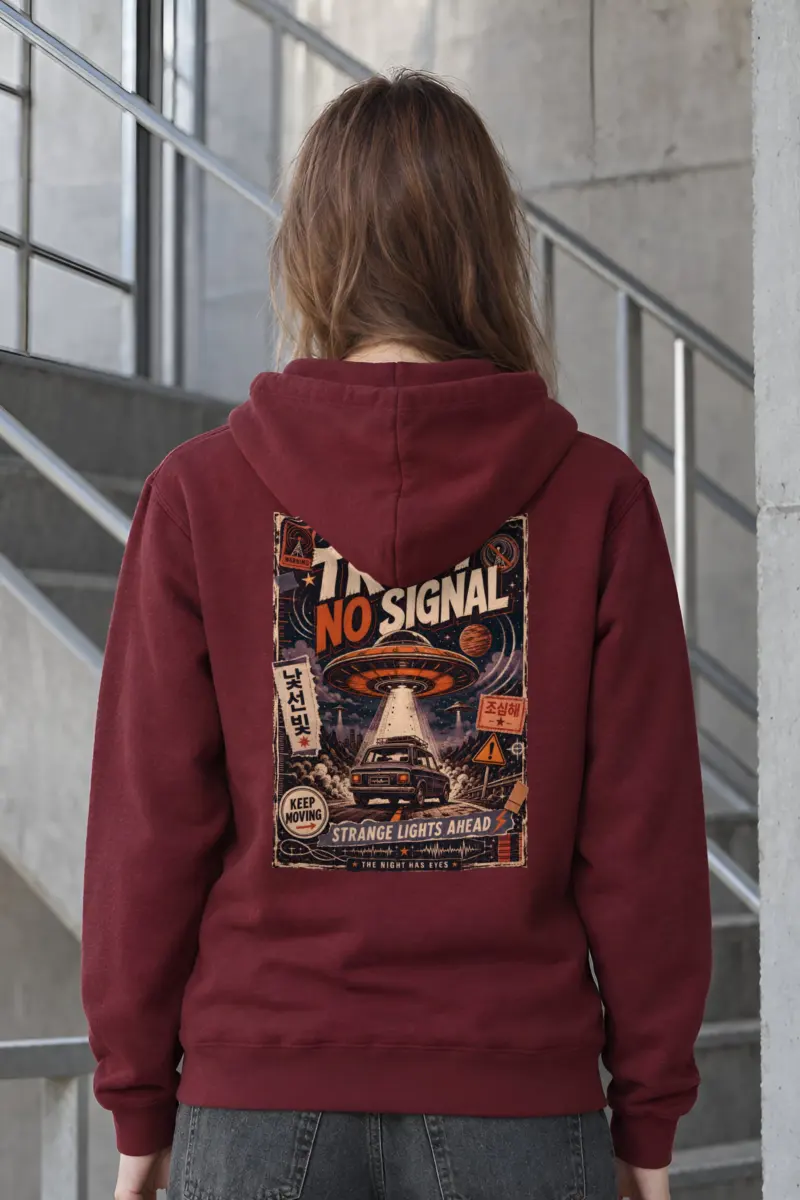 "Trust no signal" Heavy Blend Unisex Pullover Hoodie