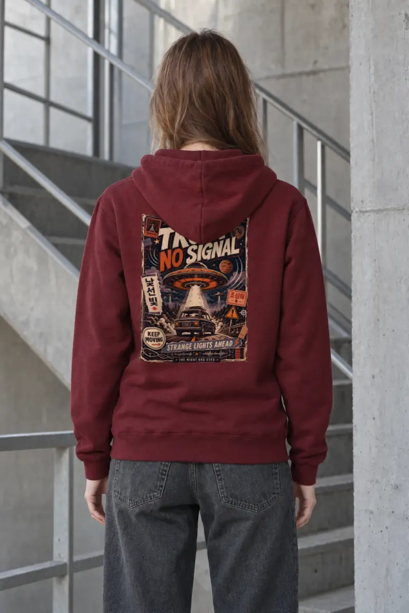 "Trust no signal" Heavy Blend Unisex Pullover Hoodie