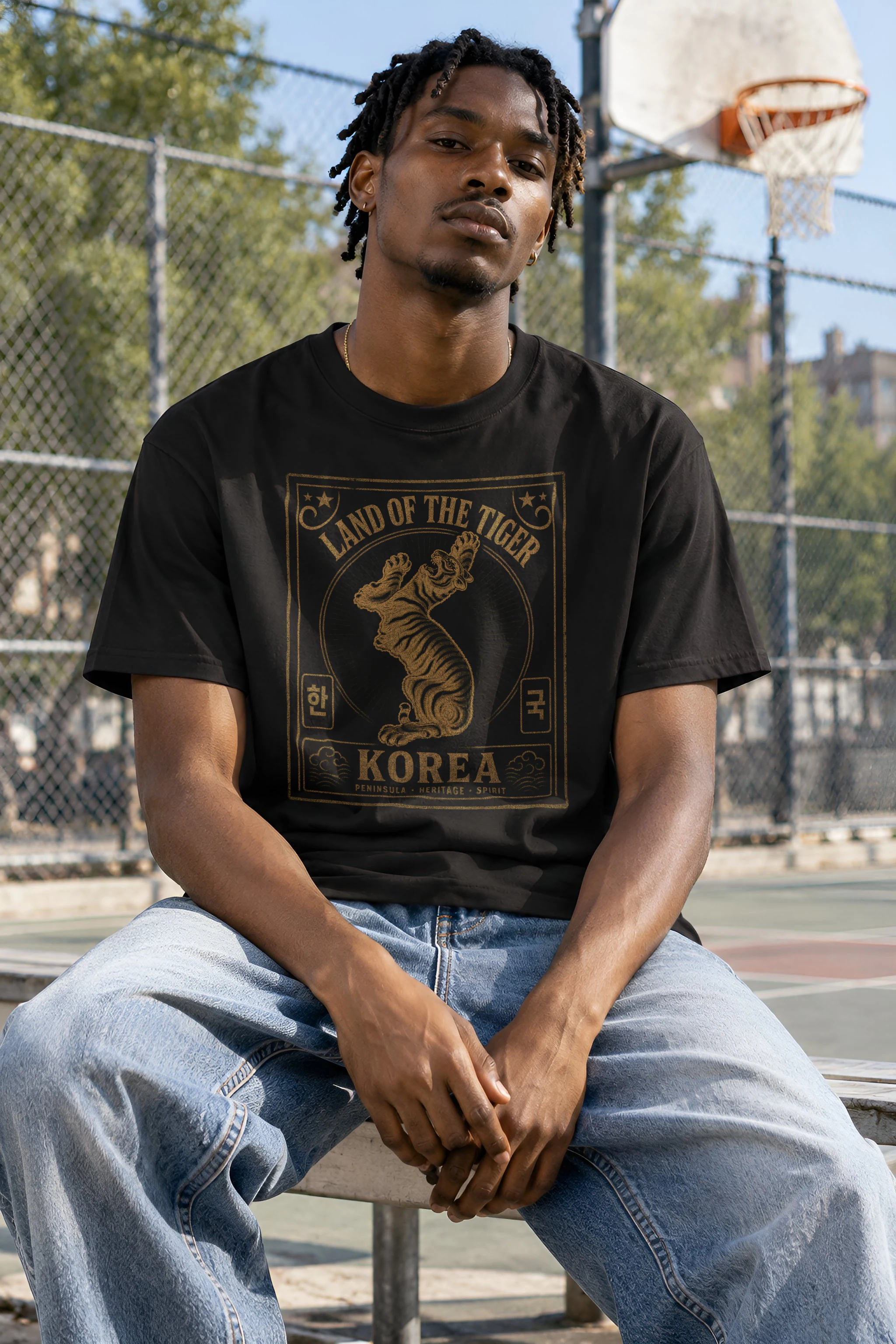 "Land of tiger" Heavyweight Unisex Crewneck T-shirt