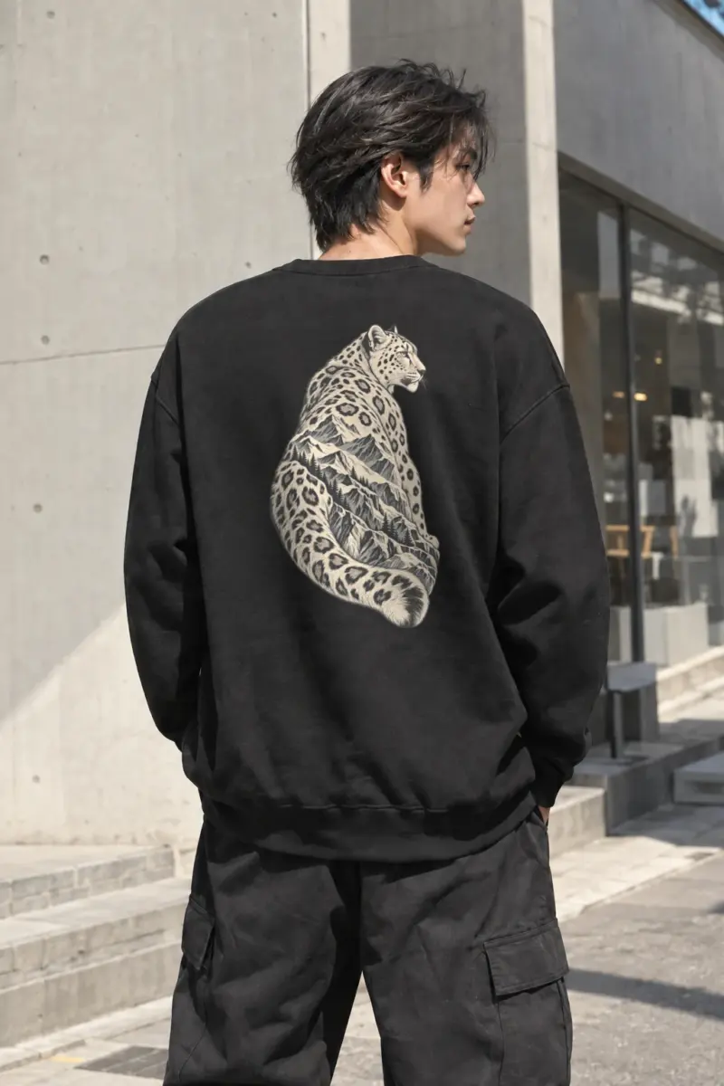 "Alpine Leopard Engraving" Heavy Blend Unisex Crewneck Sweatshirt | Gildan 18000