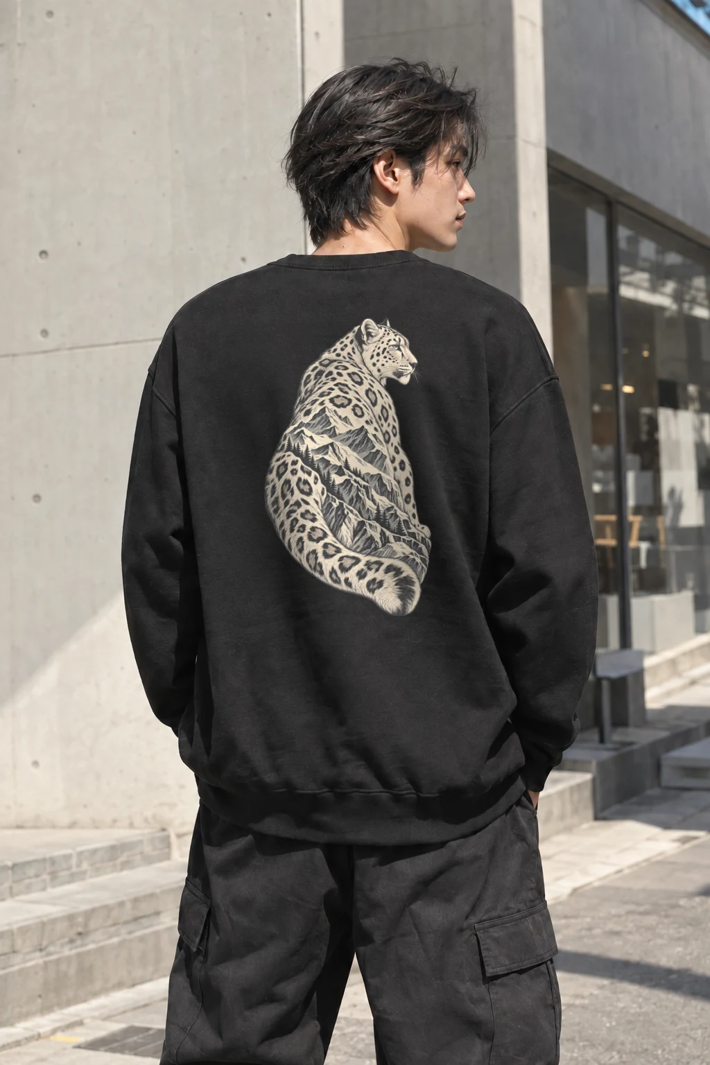 "Alpine Leopard Engraving" Heavy Blend Unisex Crewneck Sweatshirt | Gildan 18000