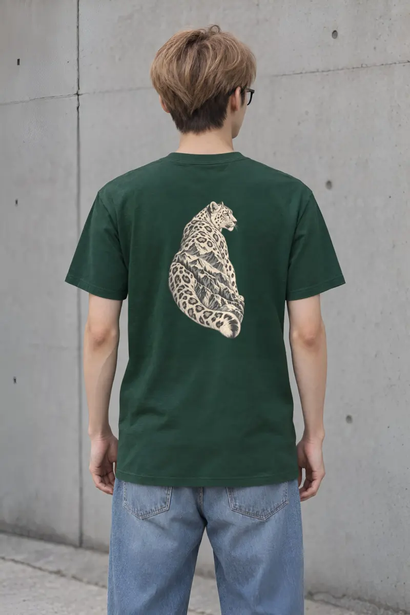 "Alpine Leopard Engraving" Heavyweight Unisex Crewneck T-shirt