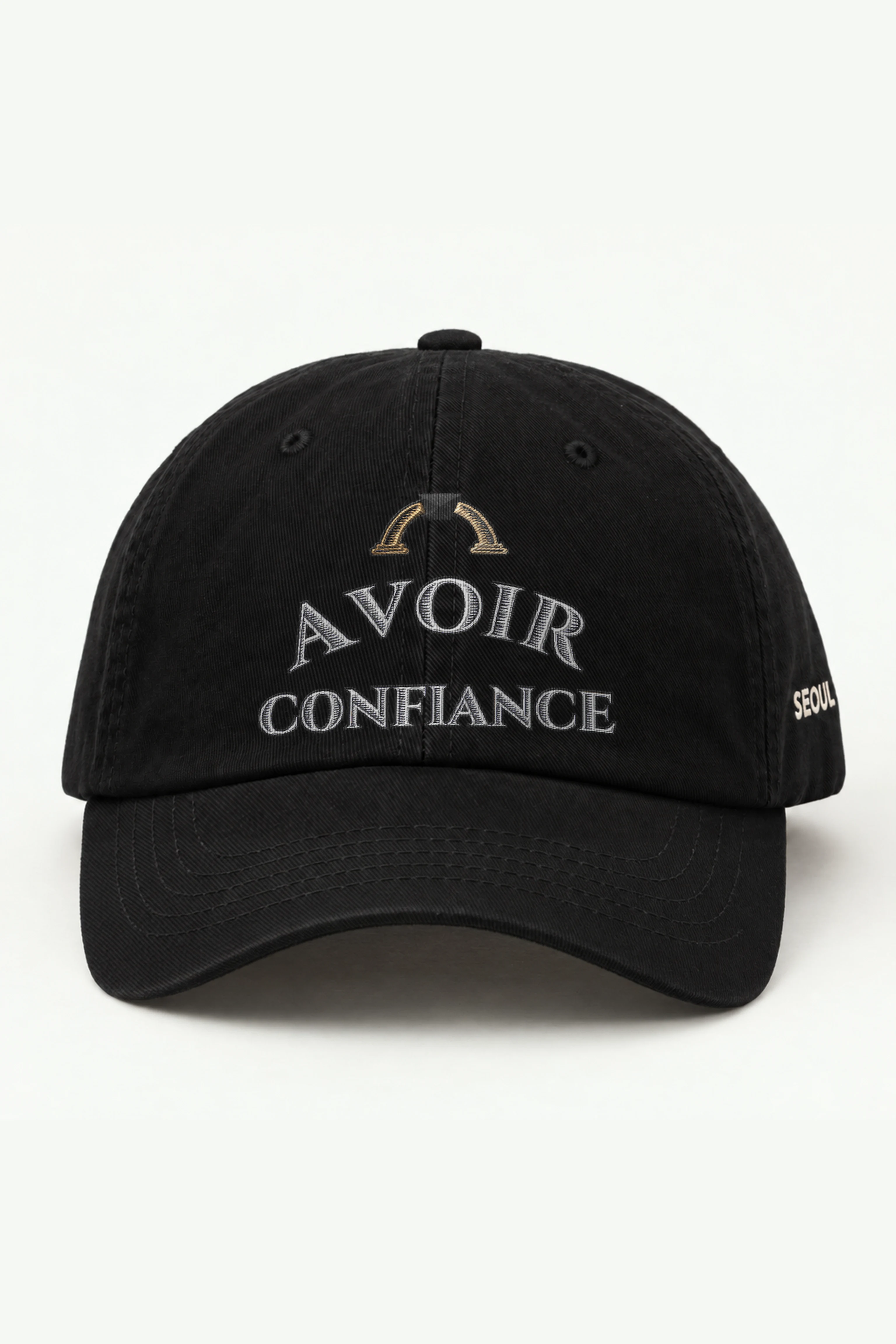 "Avoir Confiance" Classic Dad Hat · Embroidered — black/cap-front