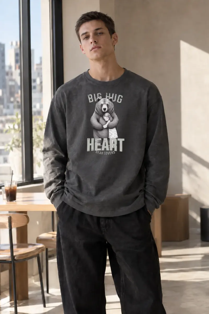 "Bear Hug Heart" Unisex Longsleeve T-shirt | Gildan 2400