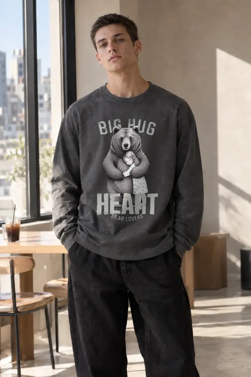 "Bear Hug Heart" Unisex Longsleeve T-shirt | Gildan 2400