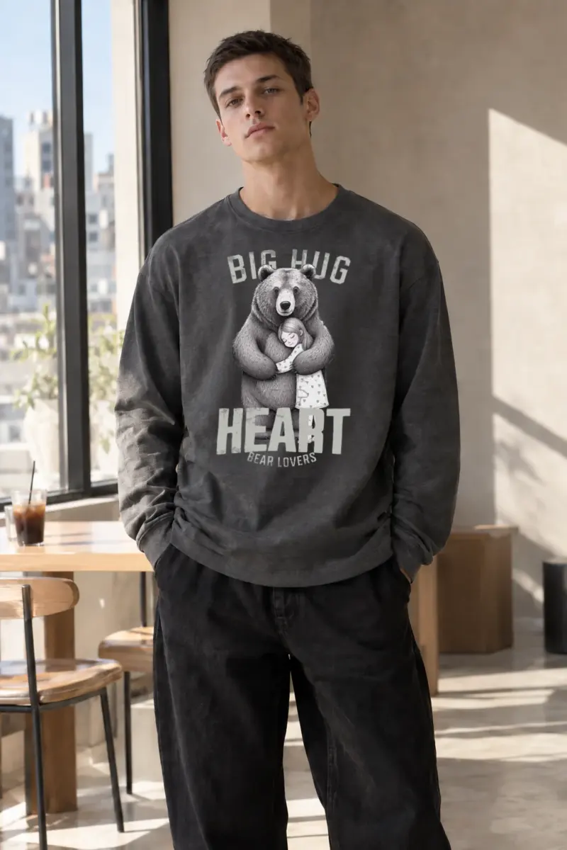 "Bear Hug Heart" Unisex Longsleeve T-shirt | Gildan 2400