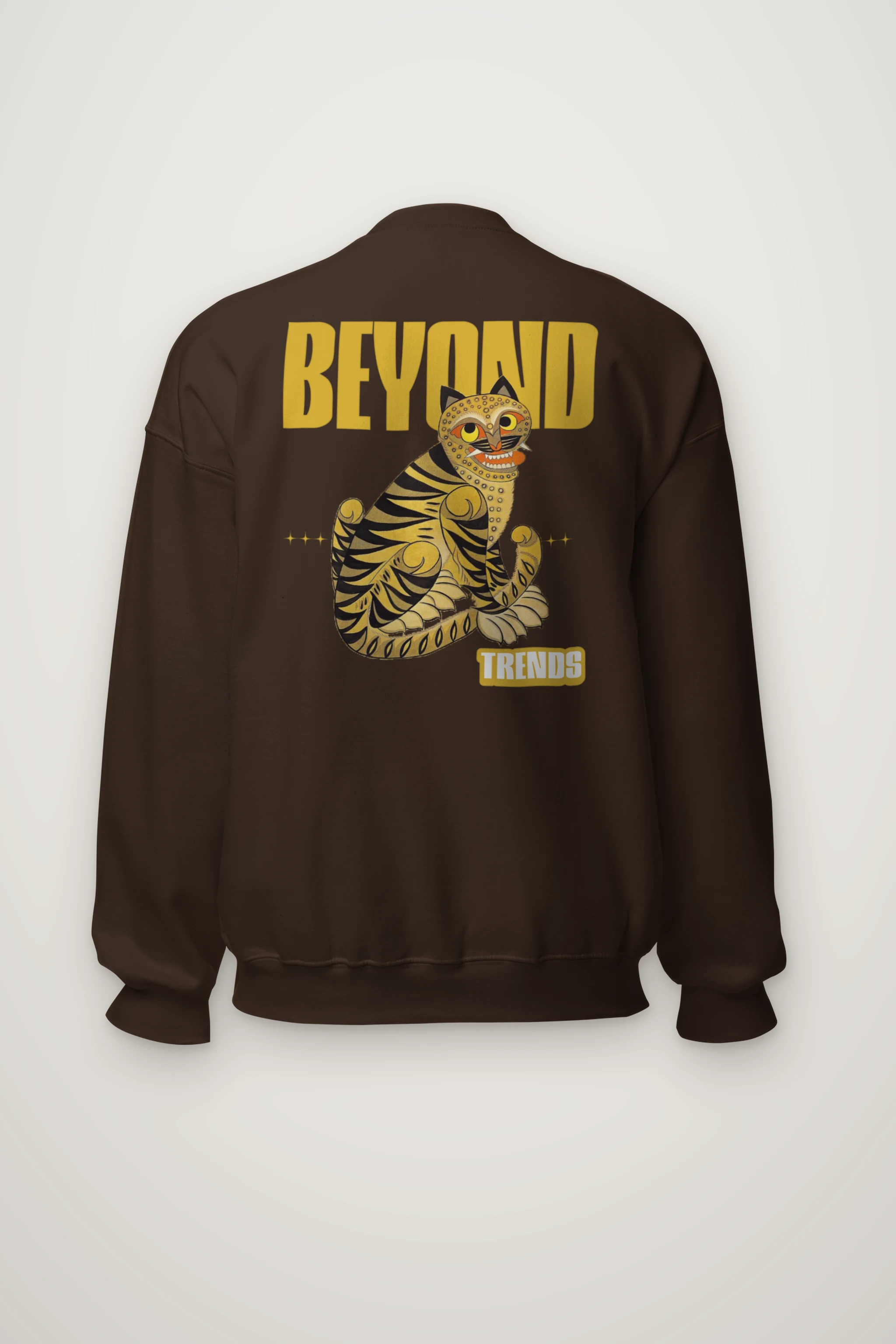 "Beyond Trends Tiger" Heavy Blend Unisex Crewneck Sweatshirt