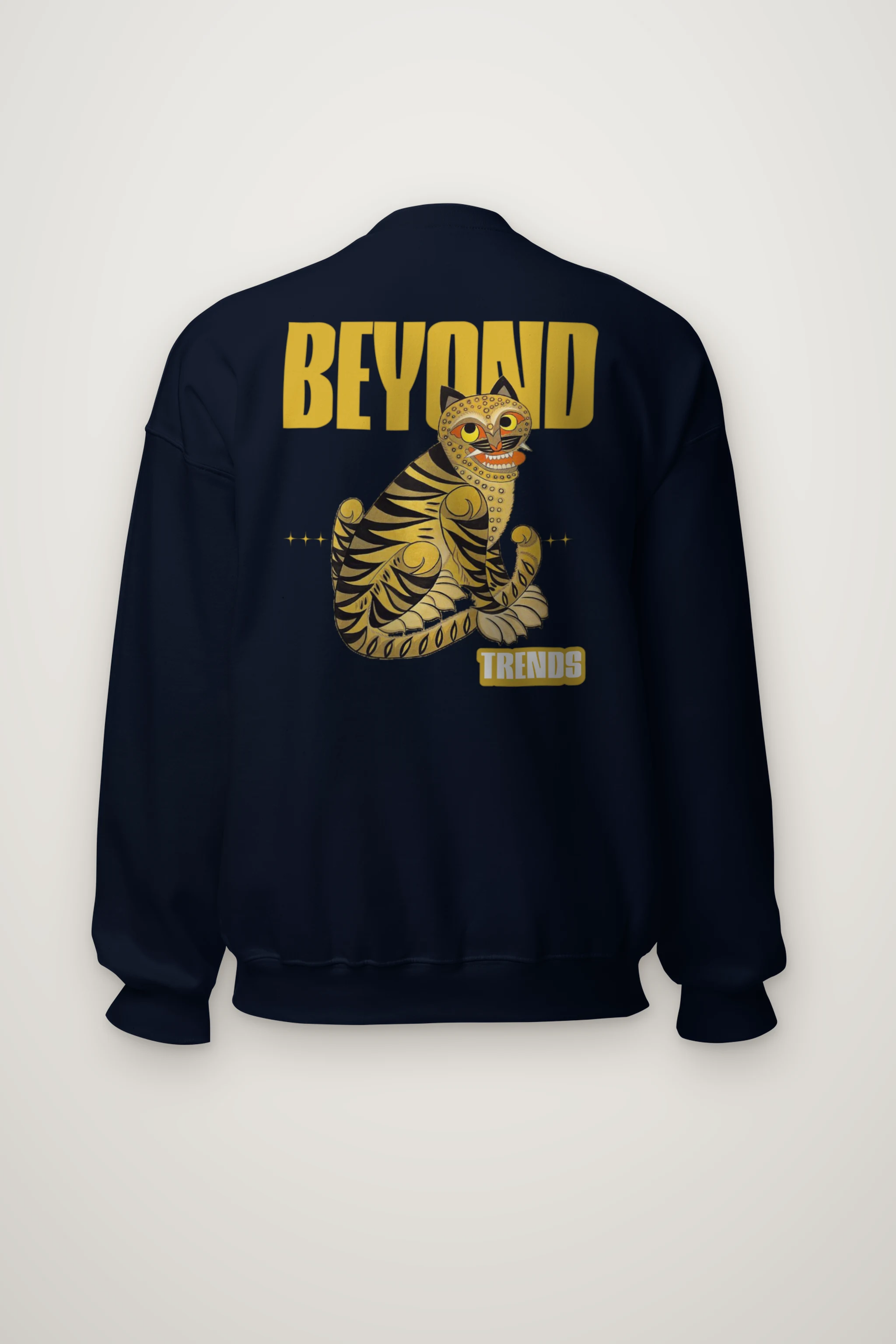"Beyond Trends Tiger" Heavy Blend Unisex Crewneck Sweatshirt