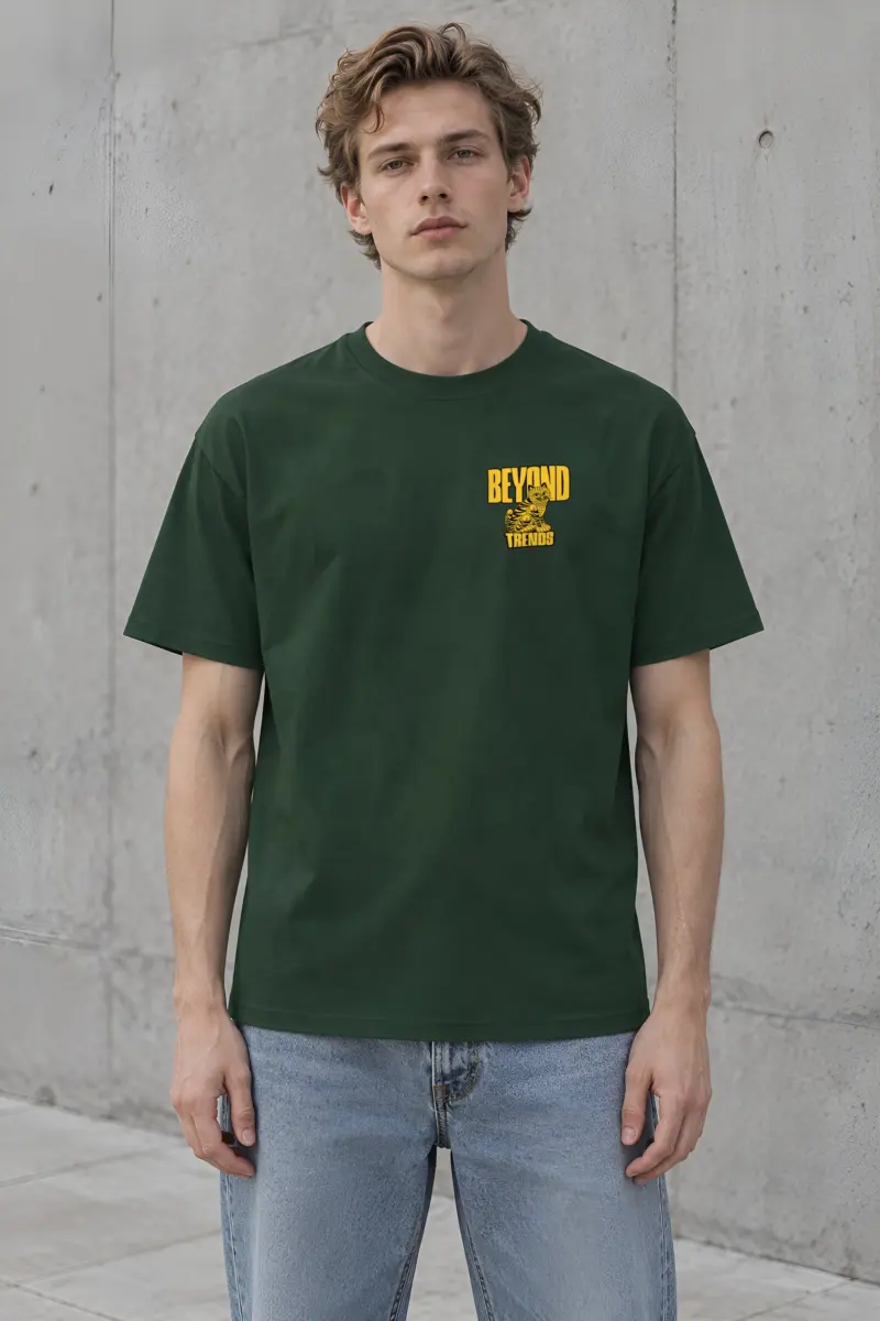 "Beyond Trends Tiger" Heavyweight Unisex Crewneck T-shirt