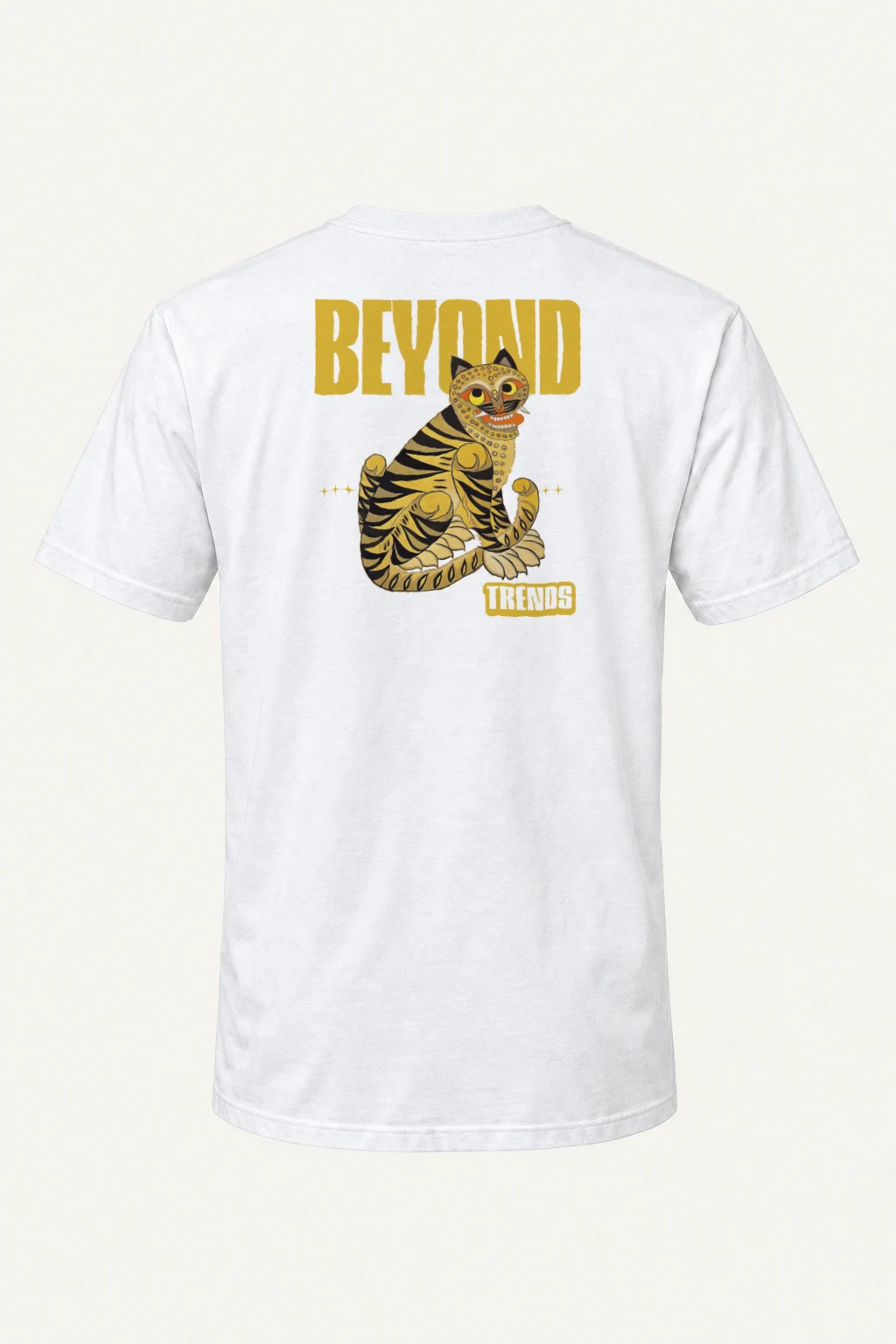 "Beyond Trends Tiger" Heavyweight Unisex Crewneck T-shirt | Gildan 5000