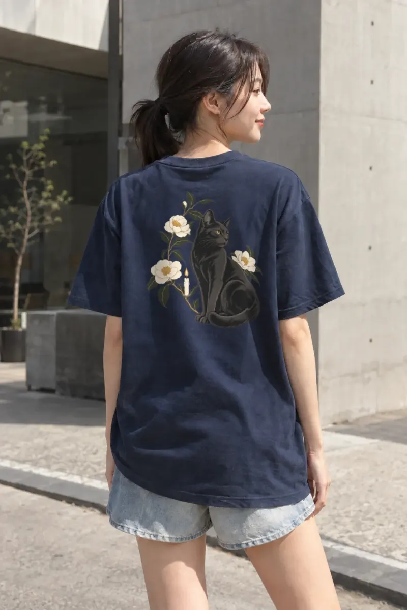 "Blooming Cat" Heavyweight Unisex Crewneck T-shirt | Gildan 5000