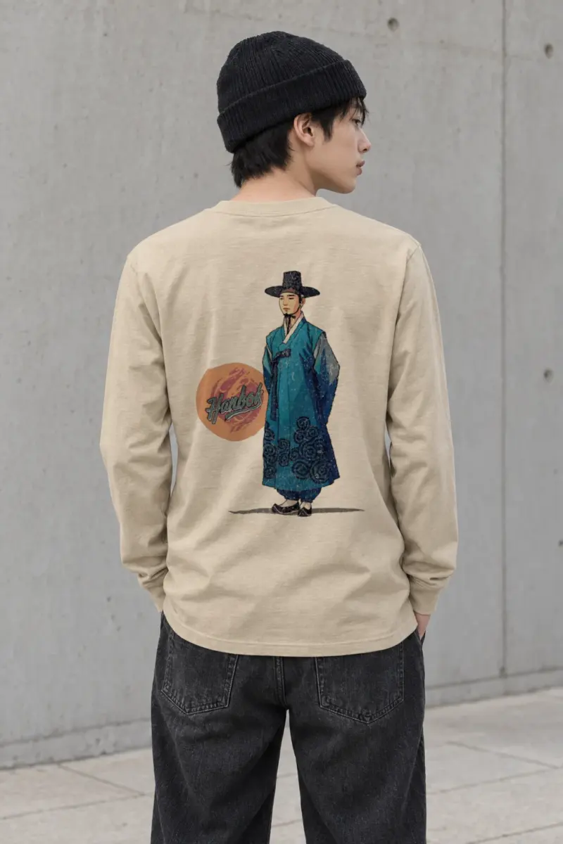 "Blue Hanbok Portrait" Unisex Longsleeve T-shirt