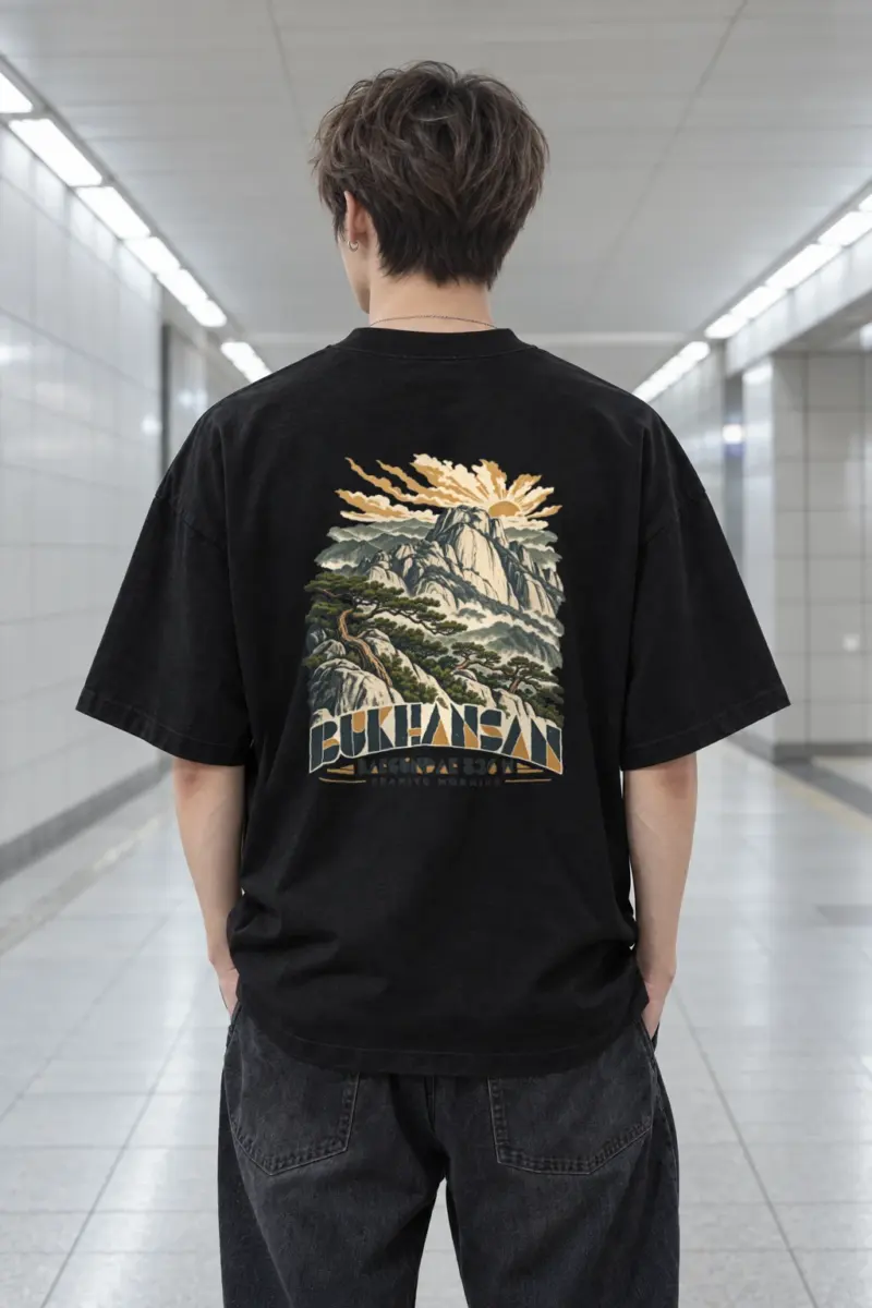 "Bukhansan Baegundae Granite Morning" Men's Oversized Heavyweight Crewneck T-Shirt