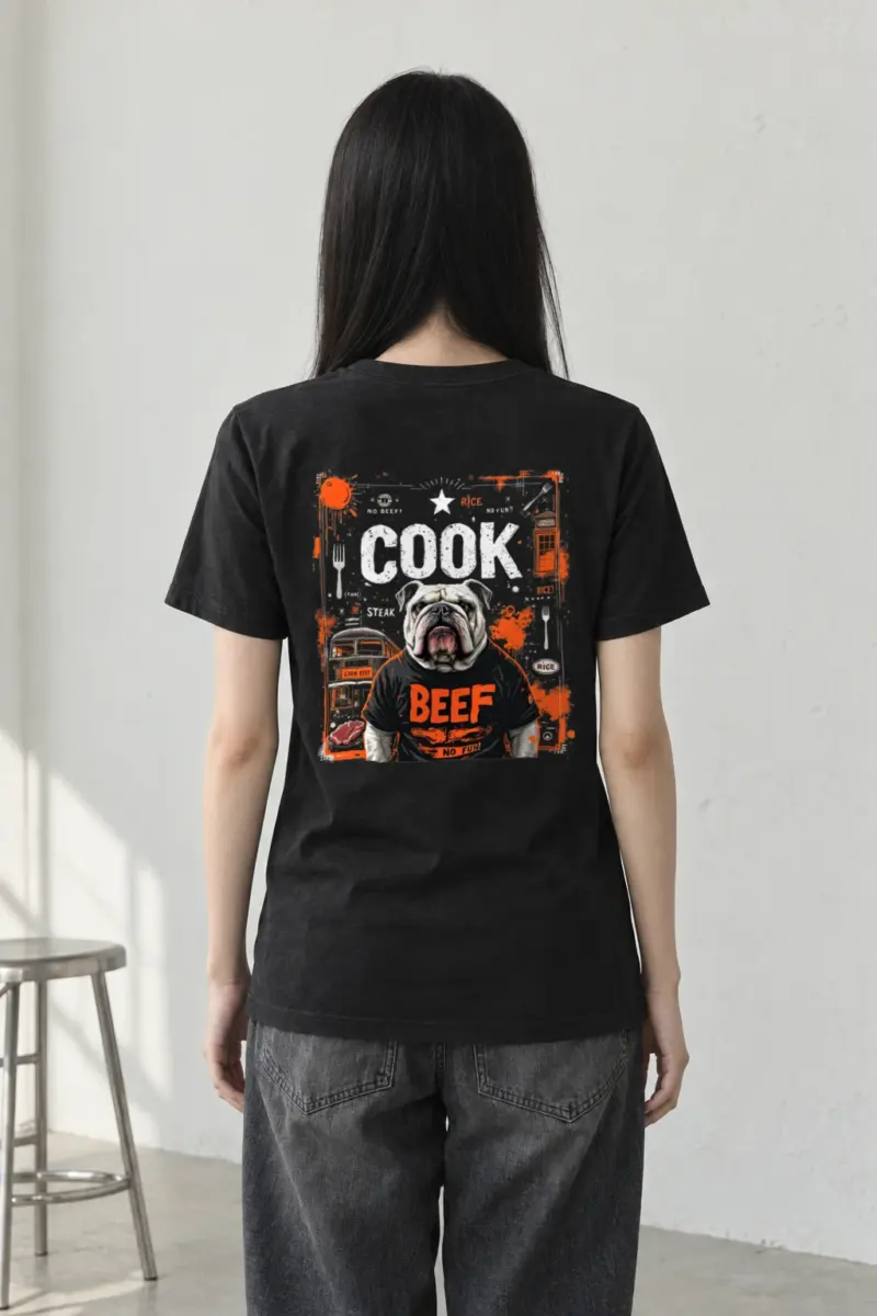 "Bulldog Beef Graphic" Heavyweight Unisex Crewneck T-shirt