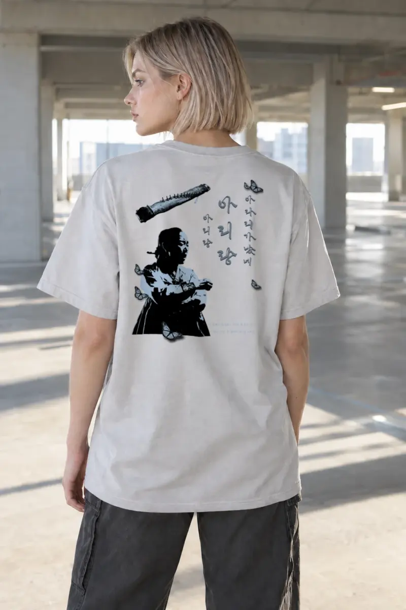 "Butterfly Musician" Heavyweight Unisex Crewneck T-shirt | Gildan 5000