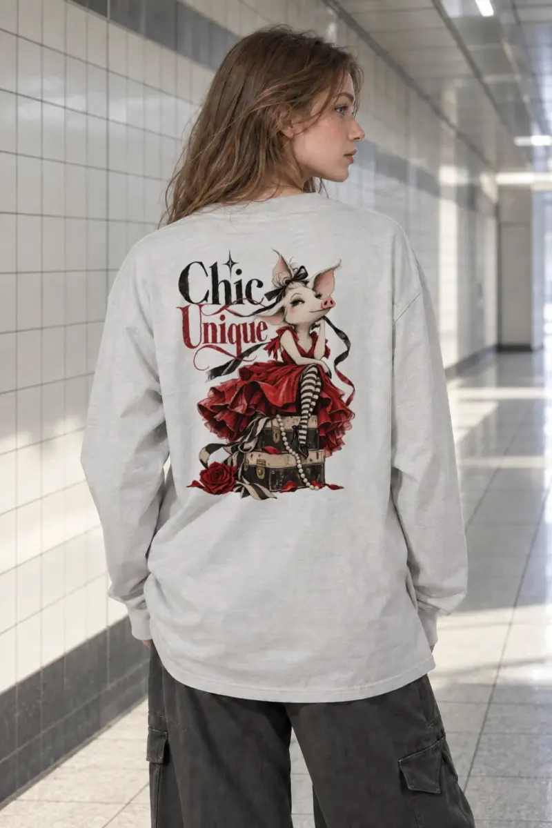 "Chic Unique" Unisex Longsleeve T-shirt | Gildan 2400