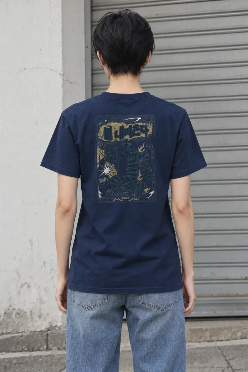 "Dancing Striped Tiger" Heavyweight Unisex Crewneck T-shirt