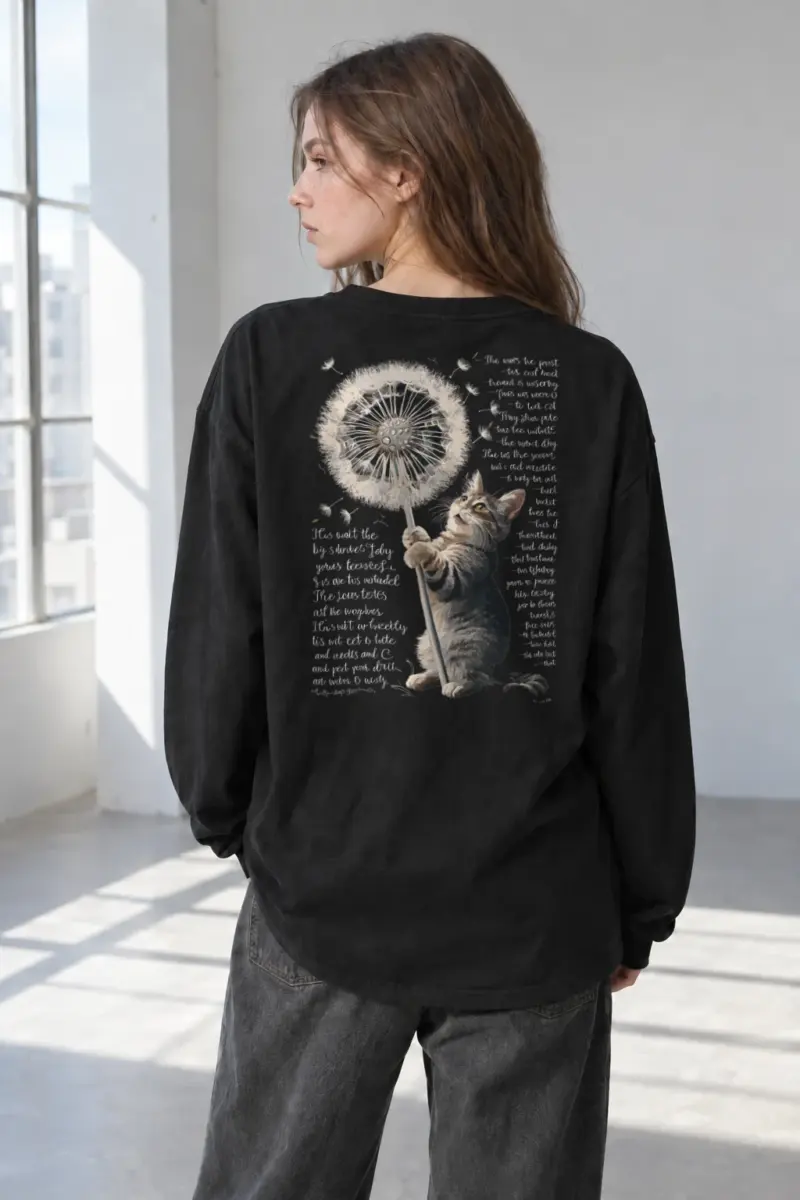 “Dandelion Cat” Unisex Longsleeve T-shirt | Gildan 2400