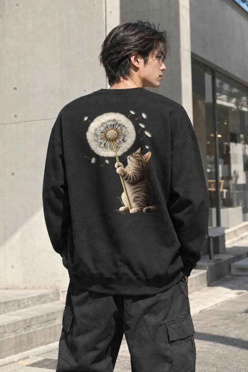 "Dandelion Tabby" Heavy Blend Unisex Crewneck Sweatshirt | Gildan 18000