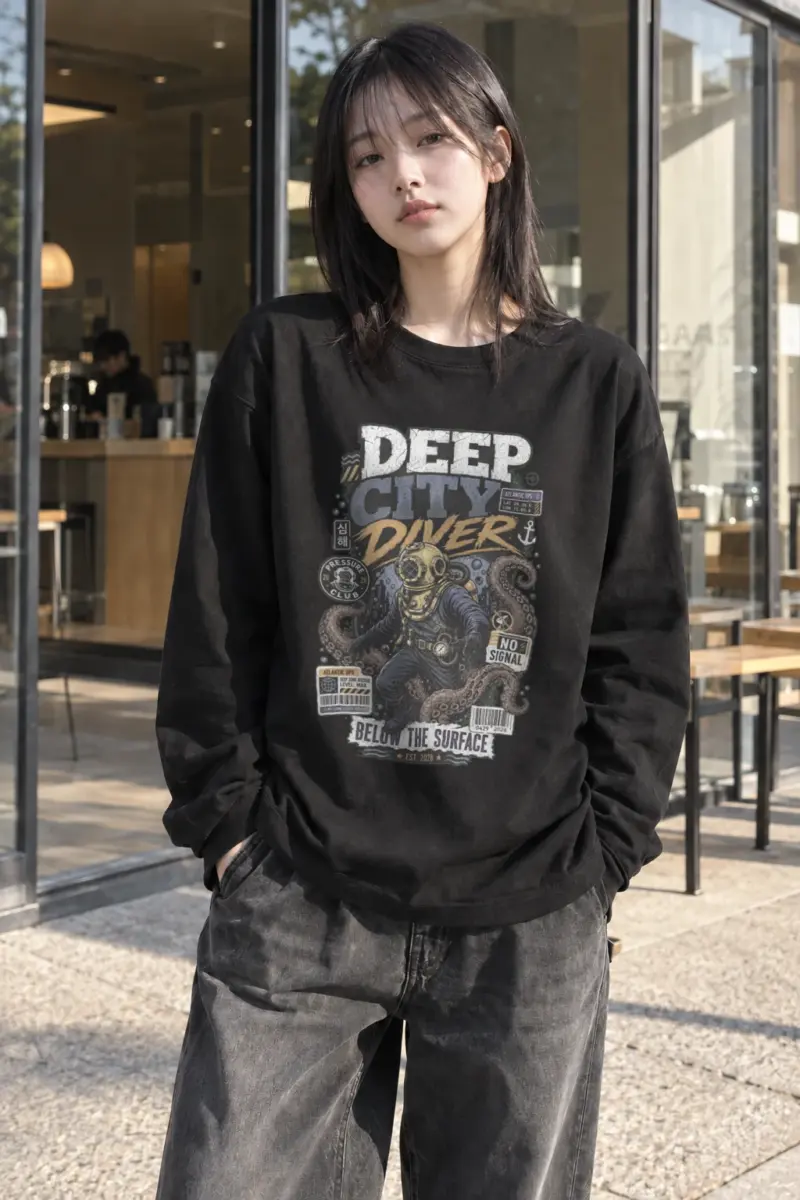 "Deep City Diver" Unisex Longsleeve T-shirt | Gildan 2400