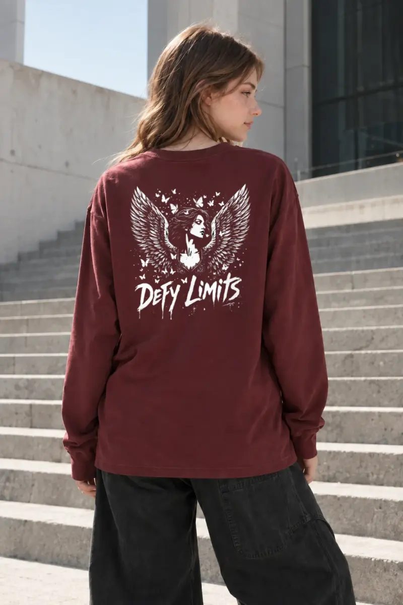 "Distressed Lion" Unisex Longsleeve T-shirt | Gildan 2400