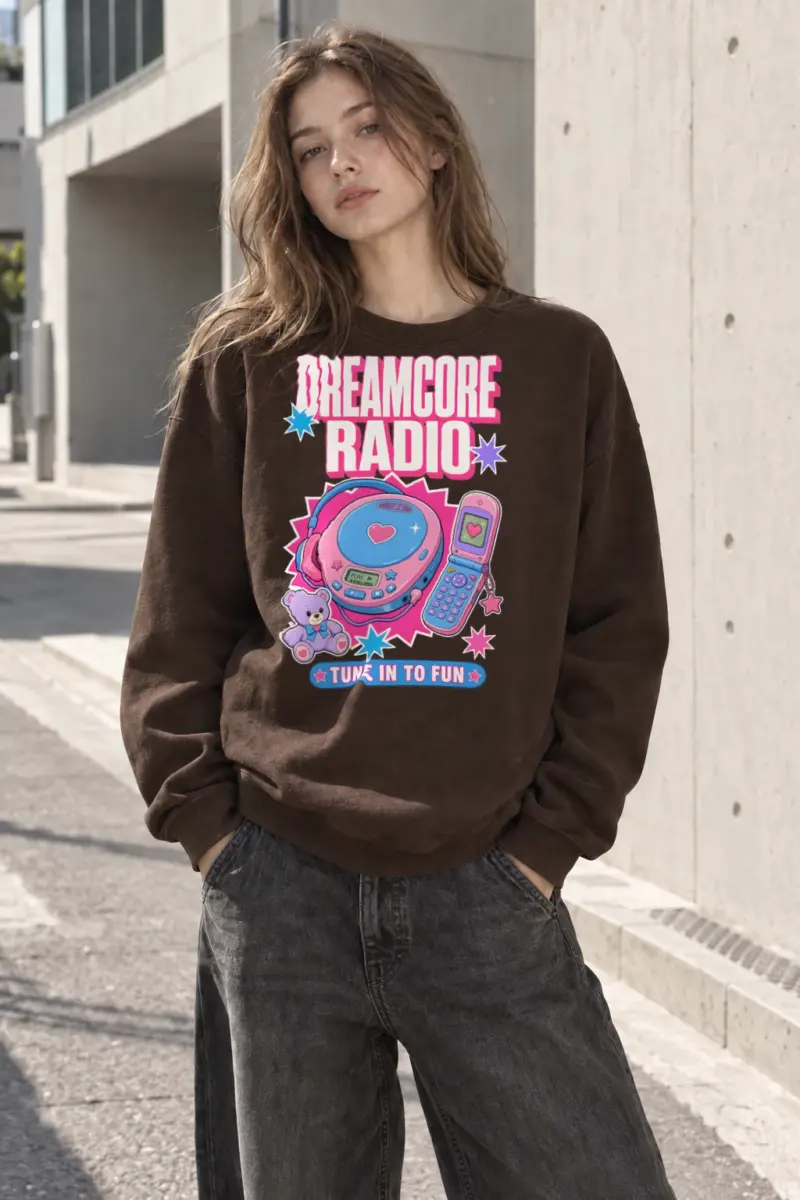 "Dreamcore Radio" Heavy Blend Unisex Crewneck Sweatshirt | Gildan 18000