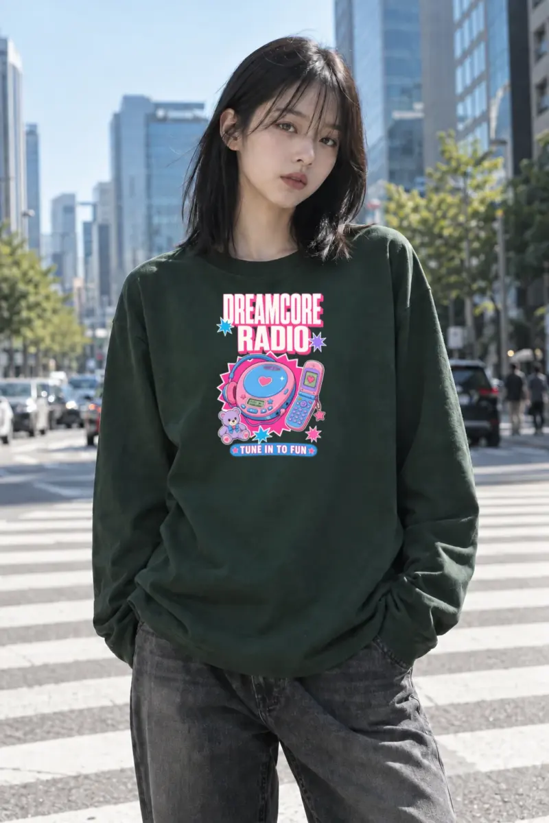 "Dreamcore Radio" Unisex Longsleeve T-shirt | Gildan 2400